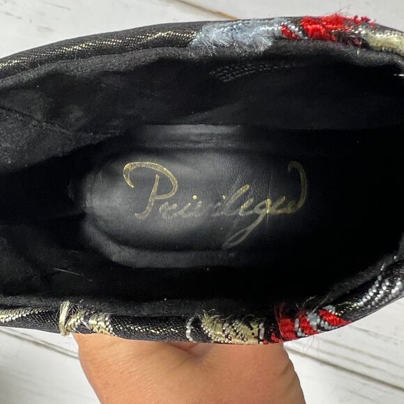 Privileged Audra Black Floral Ankle Bootie Heels Shoe Size 10 - Picture 8 of 10